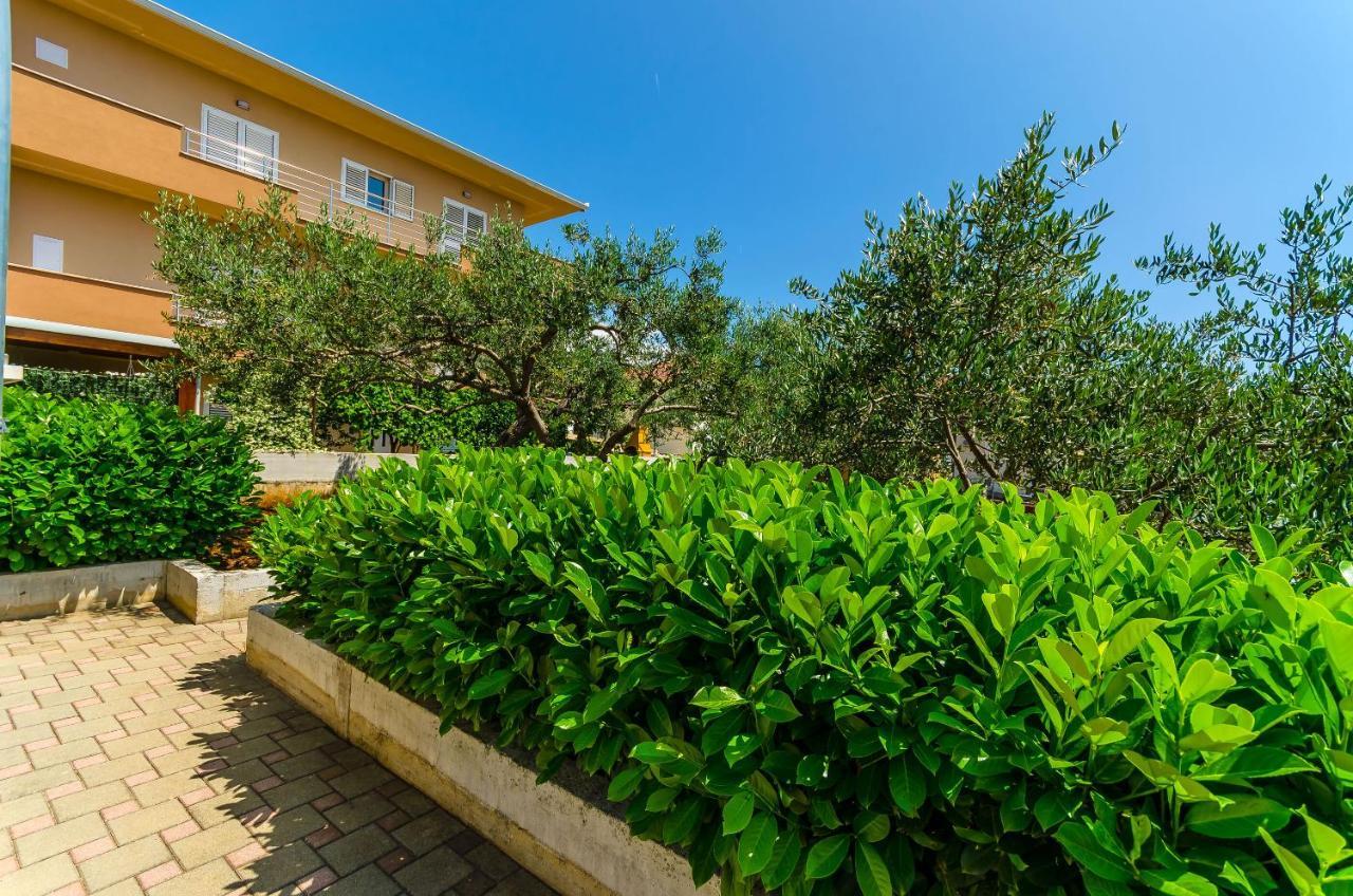 Apartments And Room Maestral Trogir Zewnętrze zdjęcie